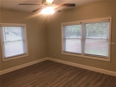 4006 Garden Ln, Tampa, FL 33610 - photo 7