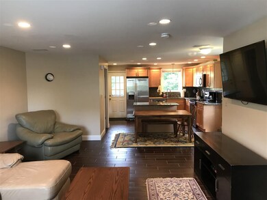 16 Boulder Way, MerriMacK, NH 03054 - photo 4