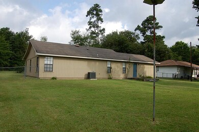 28814 Champion Oaks Dr, Magnolia, TX 77354 - photo 4