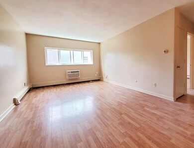 1409 River St unit 43, Hyde Park, MA 02136 - photo 4