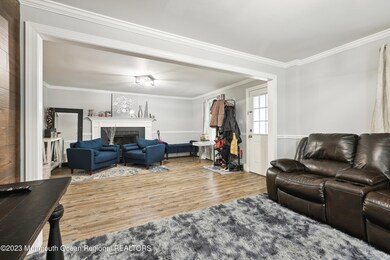 Family Room3