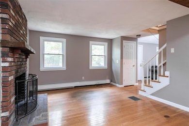 10 Perkins Rd, Londonderry, NH 03053 - photo 5