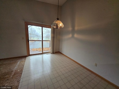 3805 Windcrest Ct, Saint Paul, MN 55123 - photo 6