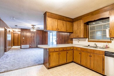 1560 W Detroit Blvd, Pensacola, FL 32534 - photo 5