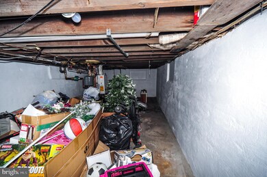 1159 Birch St, Reading, PA 19604 - photo 2