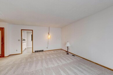 5694 Satinwood Dr, Columbus, OH 43229 - photo 5