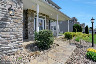 942 Shannon Dr N, Greencastle, PA 17225 - photo 5