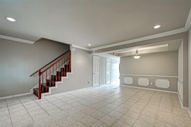 10334 Longmont Dr unit 47/4, Houston, TX 77042 - photo 5