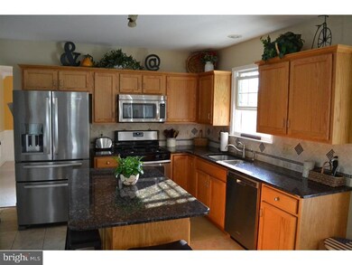 105 Highland Ct, Douglassville, PA 19518 - photo 6