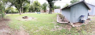 201 N Indianola St, Pryor, OK 74361 - photo 2