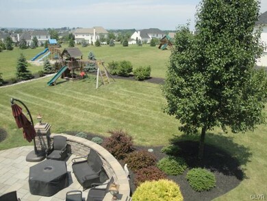 2223 Burgundy Dr, Macungie, PA 18062 - photo 5