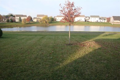 12764 Vikings Ln, Fishers, IN 46037 - photo 3