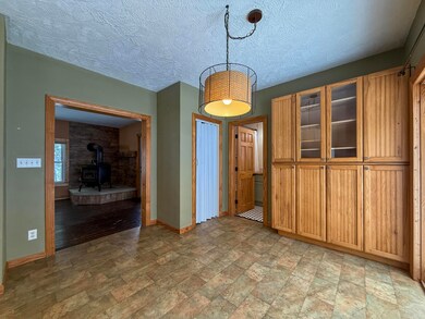 9155 Cushing Rd, Eau Claire, MI 49111 - photo 6