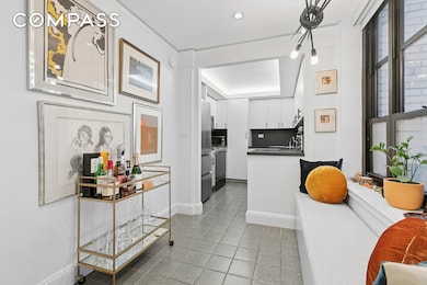Gramercy House unit 4T, New York, NY 10010 - photo 4