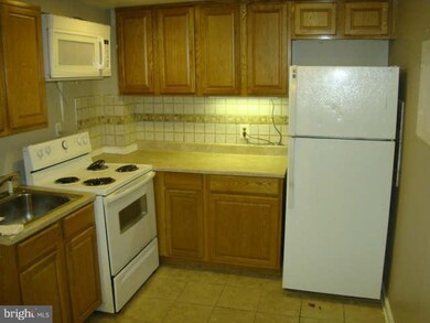 18631 Amidon Ave unit B, Triangle, VA 22172 - photo 5