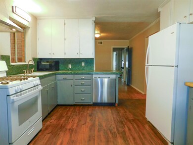 1716 Carlton St, Denton, TX 76201 - photo 6