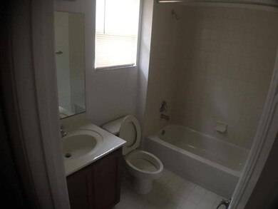 3025 Laurel Ridge Cir, Riviera Beach, FL 33404 - photo 7