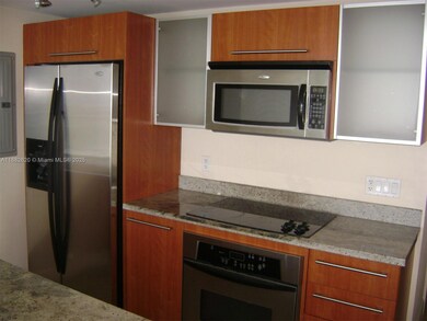 185 SW 7th St unit 3302, Miami, FL 33130 - photo 4