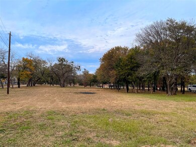 3101 Collins Rd, Burleson, TX 76028 - photo 2