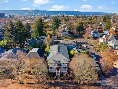2013 NE 10th Ave unit E, Portland, OR 97212 - photo 2