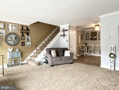 4230 Lyman Dr, Philadelphia, PA 19114 - photo 4