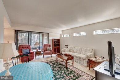 5689 Harpers Farm Rd unit F, Columbia, MD 21044 - photo 7