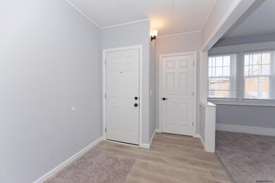 46 Briar Ave, Albany, NY 12203 - photo 4