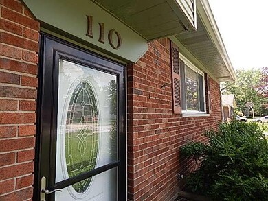 110 Lancelot Dr, Franklin, IN 46131 - photo 2