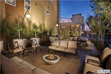 1560 W Artesia Square unit A, Gardena, CA 90248 - photo 2