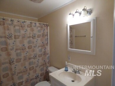 1206 3rd St, Asotin, WA 99402 - photo 5