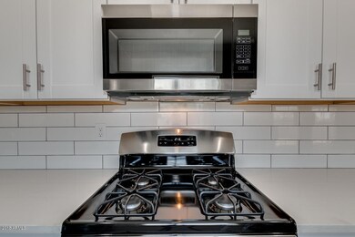 Stainless Steel Gas Range/Microwave