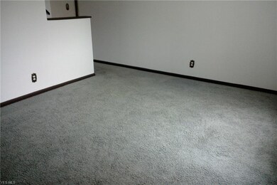 1511 Ridgewick Dr unit 176, Wickliffe, OH 44092 - photo 5