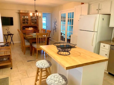 507 Alamanda Ln, Deerfield Beach, FL 33442 - photo 5