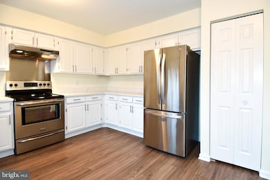 9129 Helaine Hamlet Way, Columbia, MD 21045 - photo 3