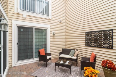 631 Le Parc Cir unit 45, Buffalo Grove, IL 60089 - photo 4