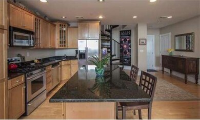 110 O St, Boston, MA 02127 - photo 4