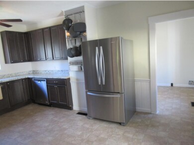 77 Orchard St, Franklin, NH 03235 - photo 3