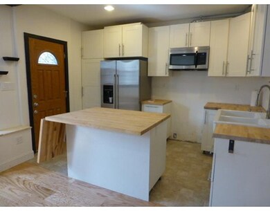 394 Riverway unit C, Boston, MA 02115 - photo 3