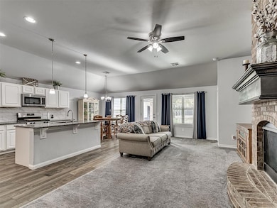 625 Canyon Creek Ln, Guthrie, OK 73044 - photo 7