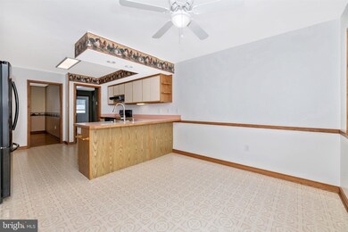 5780 Brownsville Pass Rd, Jefferson, MD 21755 - photo 7