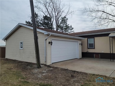 6615 Nissen Rd, Curtice, OH 43412 - photo 5