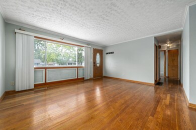 1025 Racine Ave, Columbus, OH 43204 - photo 3