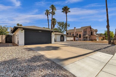 3-web-or-mls-1226-w-barrow-dr