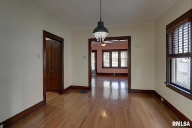 2042 Elm St, Quincy, IL 62301 - photo 3