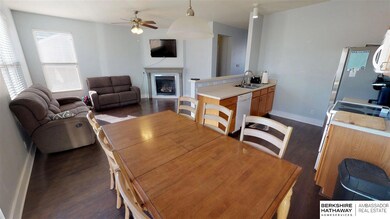 2105 Ridgeview Dr, Papillion, NE 68046 - photo 4