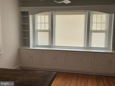 99 Pine St, Beverly, NJ 08010 - photo 4