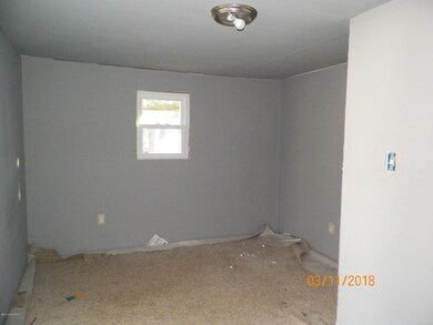 418 S Barrett St, Niles, MI 49120 - photo 6