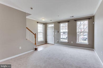 15534 John Diskin Cir, Woodbridge, VA 22191 - photo 5