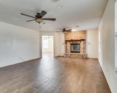 833 Isom Rd, Ennis, TX 75119 - photo 6