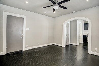 607 Enid St unit 1, Houston, TX 77009 - photo 3
